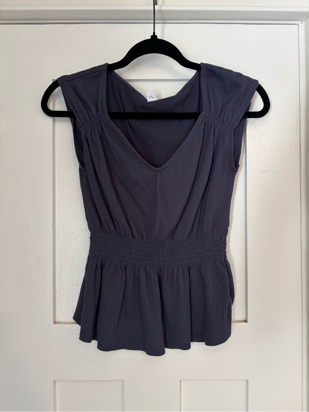 Sleeveless Peplum V-Neck Top in Charcoal